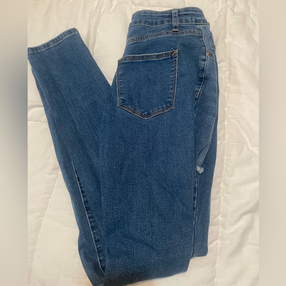 Women's skinny jeans